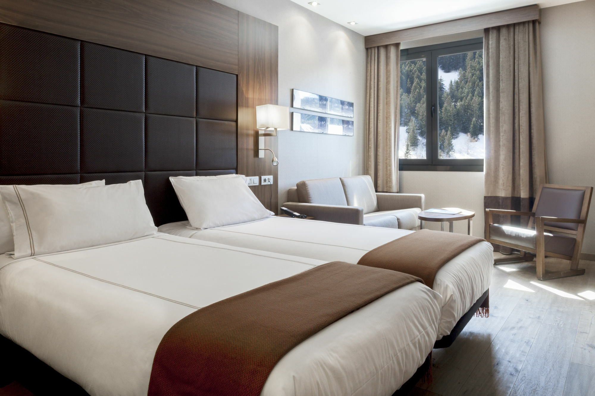 Hotel Ac Baqueira Ski Resort, Autograph Collection Бакейра-Берет Екстериор снимка