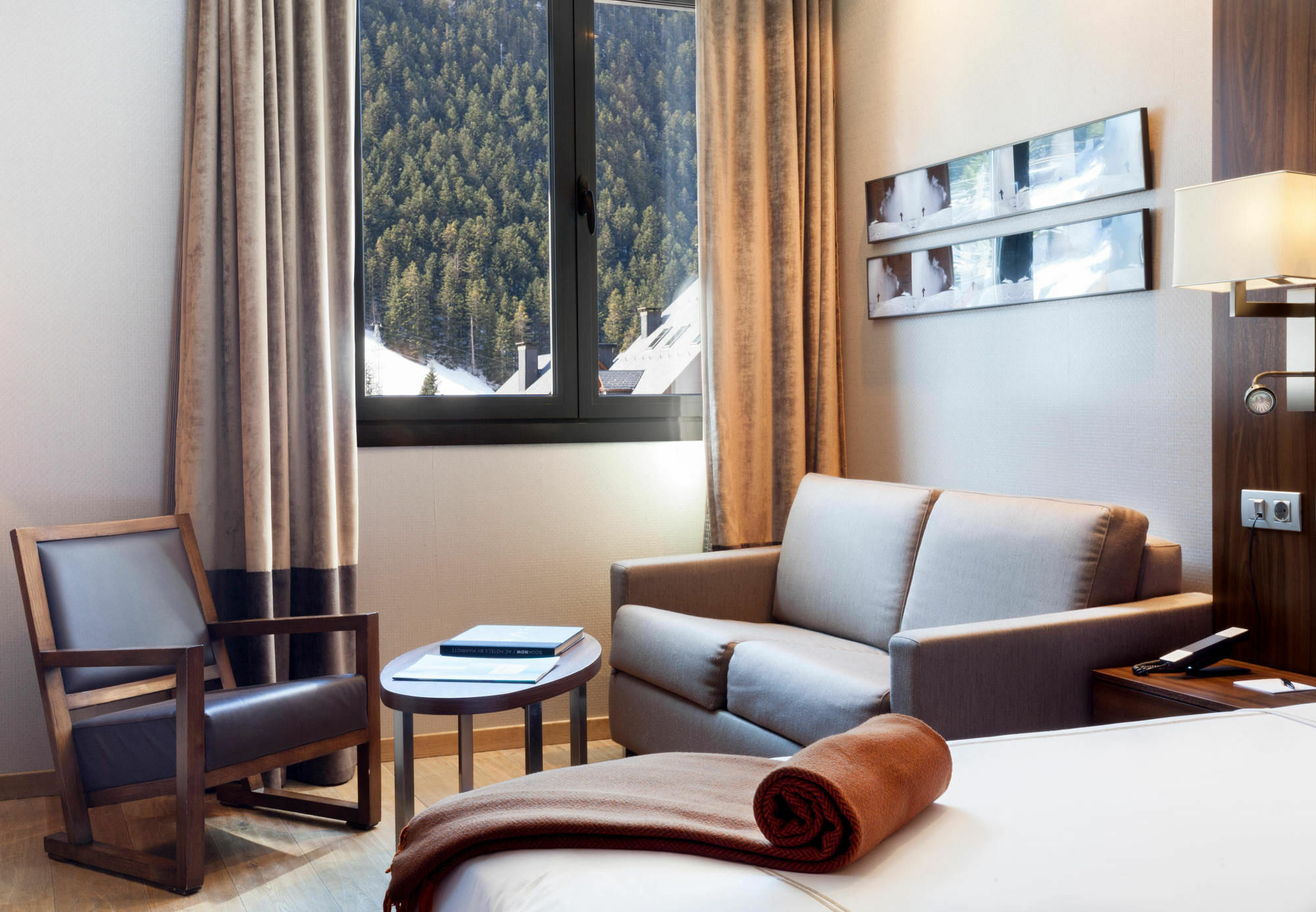 Hotel Ac Baqueira Ski Resort, Autograph Collection Бакейра-Берет Екстериор снимка