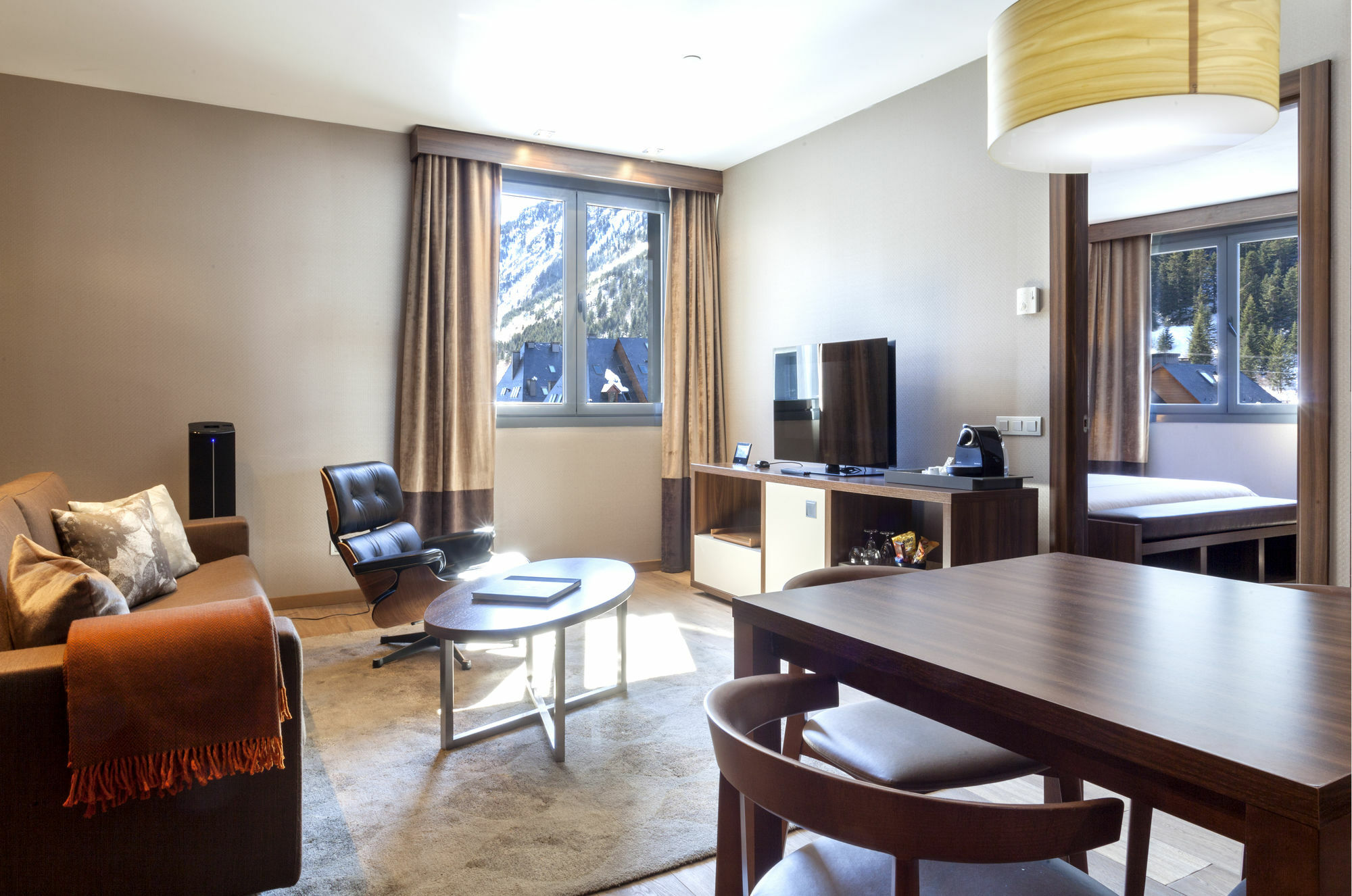 Hotel Ac Baqueira Ski Resort, Autograph Collection Бакейра-Берет Екстериор снимка